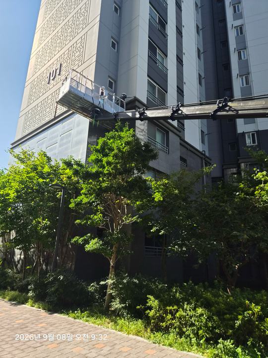 건물 주변의 붐과 작업 공간 · 사진 0092